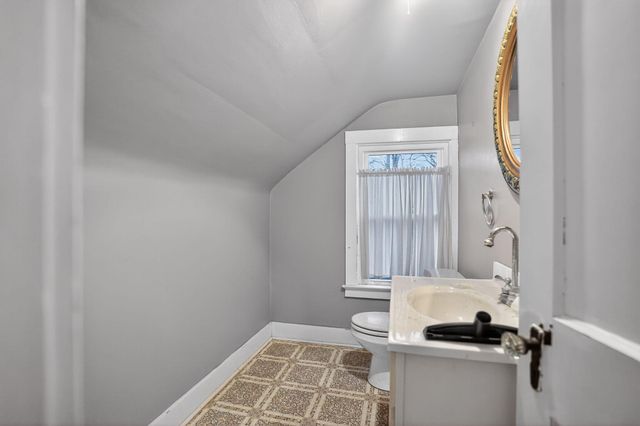 221 Waveland Avenue, Danville, KY 40422