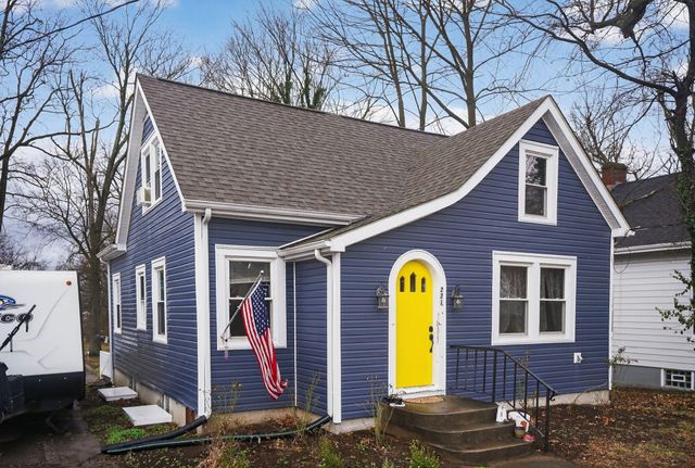 221 Waveland Avenue, Danville, KY 40422