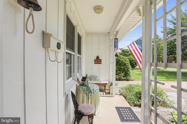 8916 PORTNER AVE, Manassas, VA 20110