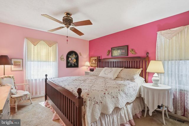 8916 PORTNER AVE, Manassas, VA 20110