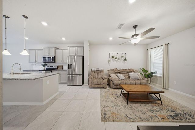 2117 GOPHER TORTOISE TERRACE, Oakland, FL 34787