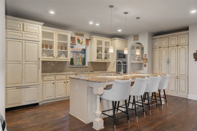 4105 Chief Drive, Carrollton, TX 75007