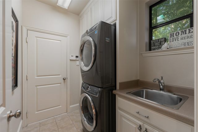 4105 Chief Drive, Carrollton, TX 75007