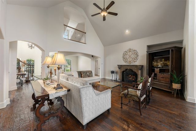 4105 Chief Drive, Carrollton, TX 75007