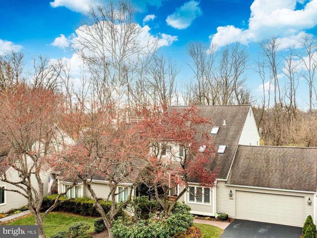 1125 MEWS LN #16, West Chester, PA 19382