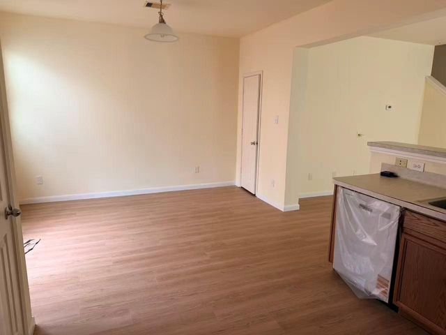 8006 Singing Sonnet Lane, Houston, TX 77072