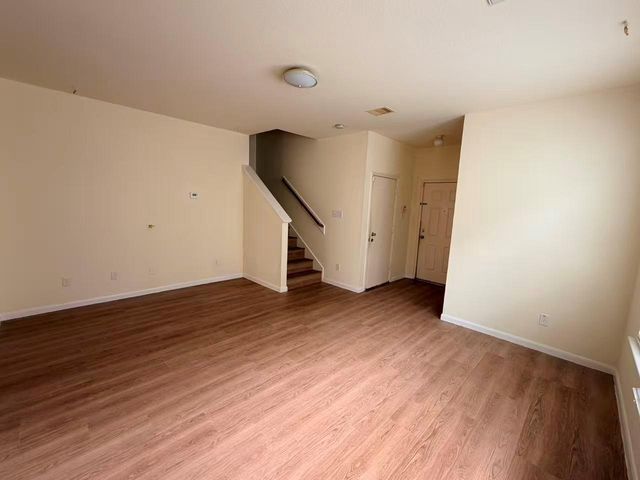 8006 Singing Sonnet Lane, Houston, TX 77072