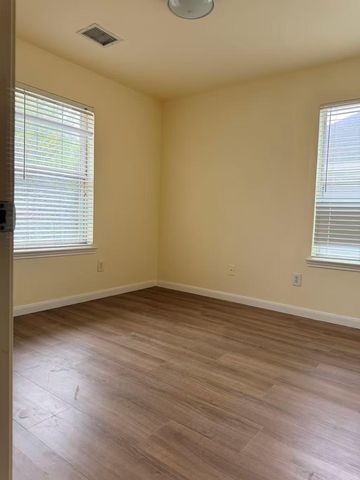 8006 Singing Sonnet Lane, Houston, TX 77072