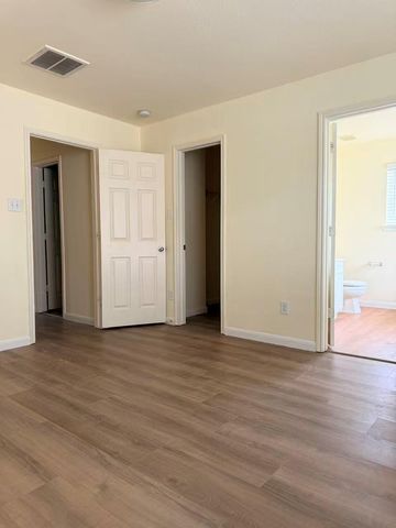 8006 Singing Sonnet Lane, Houston, TX 77072