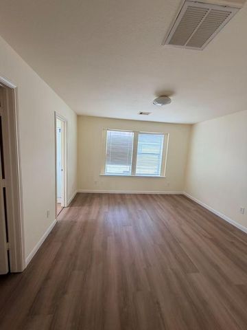 8006 Singing Sonnet Lane, Houston, TX 77072