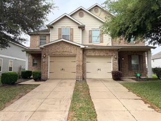 8006 Singing Sonnet Lane, Houston, TX 77072