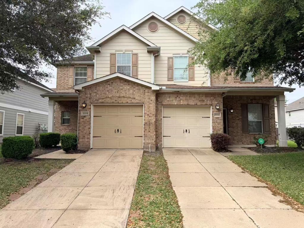 8006 Singing Sonnet Lane, Houston, TX 77072