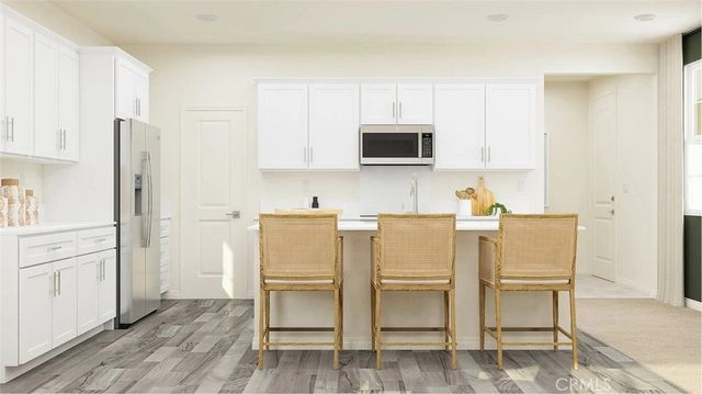 1725 Eagle Road, Rialto, CA 20448