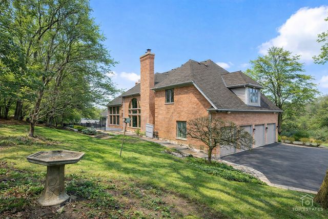 25676 N Canyon Creek Court, Barrington, IL 60010