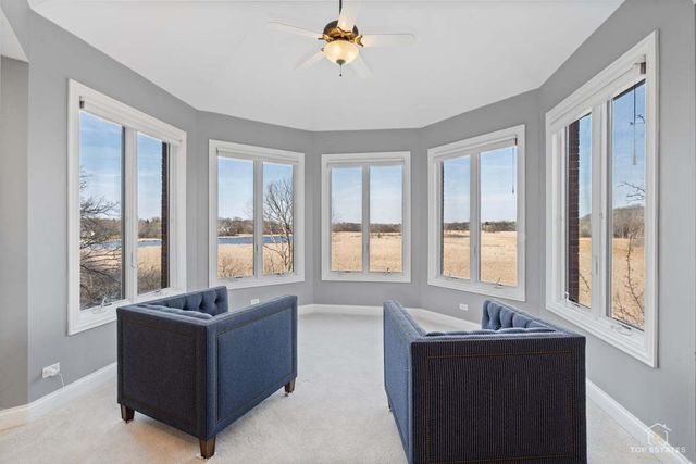 25676 N Canyon Creek Court, Barrington, IL 60010