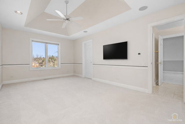 25676 N Canyon Creek Court, Barrington, IL 60010