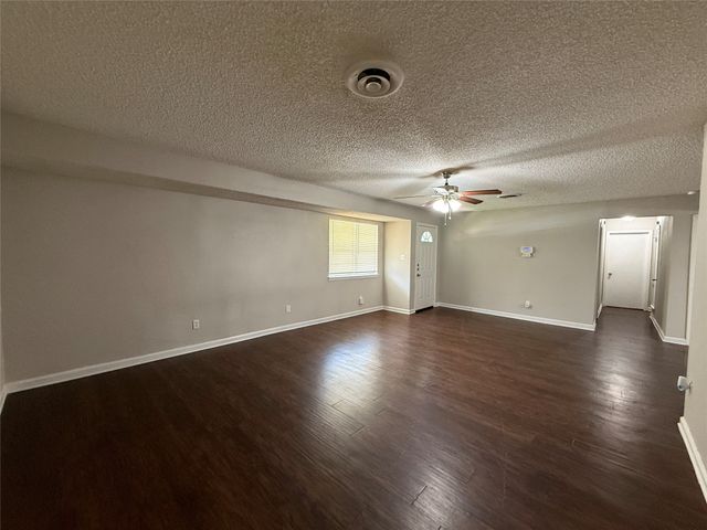 3512 Bahamas Drive, Mesquite, TX 75150