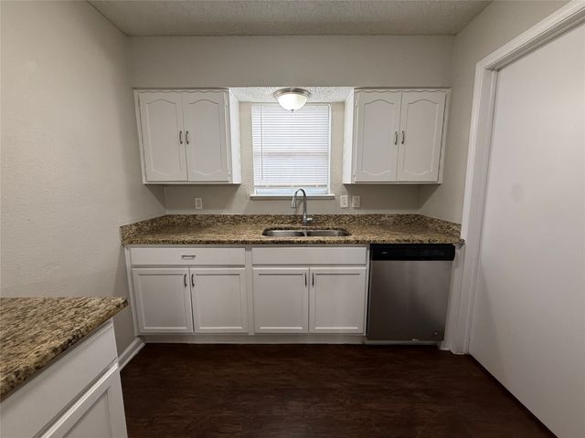 3512 Bahamas Drive, Mesquite, TX 75150