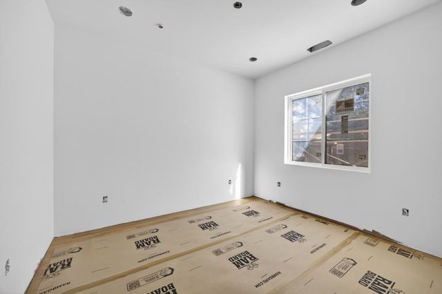 3660 Mary Ln, Auburn, CA 95602