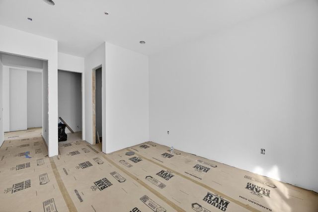 3660 Mary Ln, Auburn, CA 95602