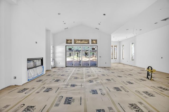 3660 Mary Ln, Auburn, CA 95602