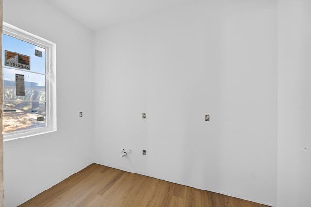 3660 Mary Ln, Auburn, CA 95602