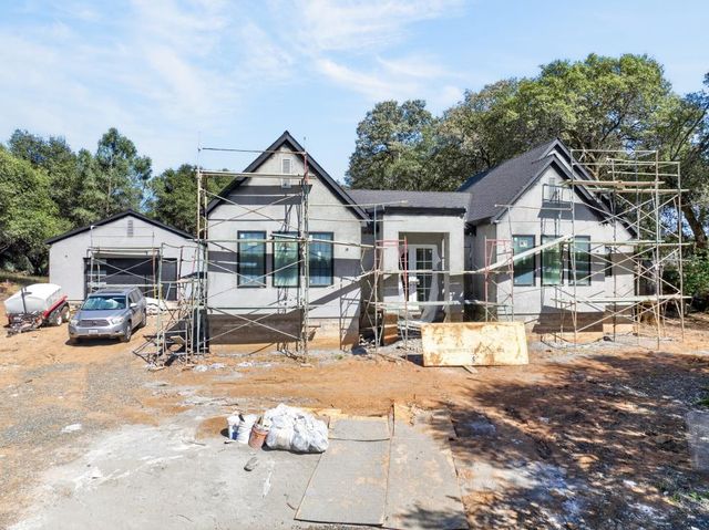 3660 Mary Ln, Auburn, CA 95602