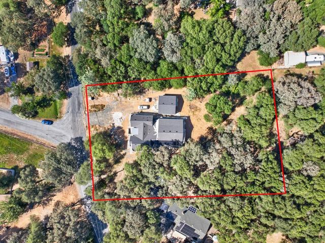 3660 Mary Ln, Auburn, CA 95602