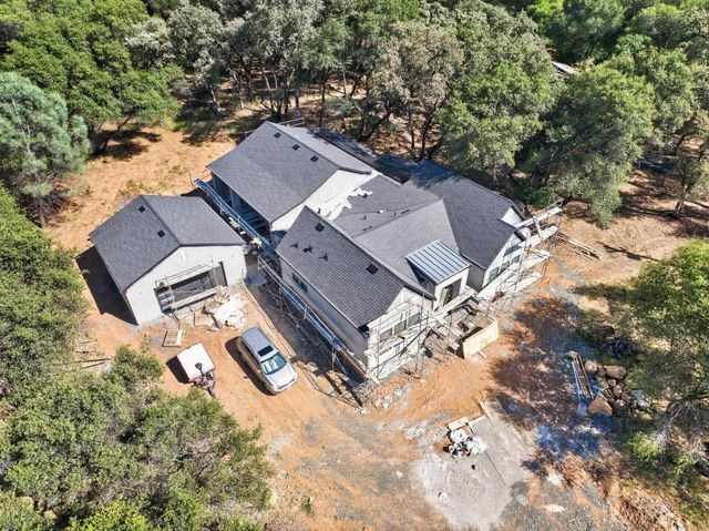 3660 Mary Ln, Auburn, CA 95602