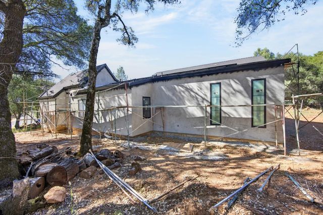 3660 Mary Ln, Auburn, CA 95602