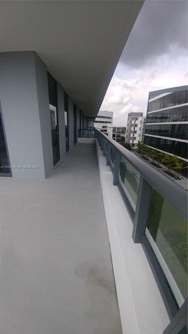 2960 NE 207 St 810, Aventura, FL 33180