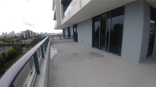 2960 NE 207 St 810, Aventura, FL 33180