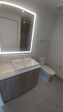 2960 NE 207 St 810, Aventura, FL 33180