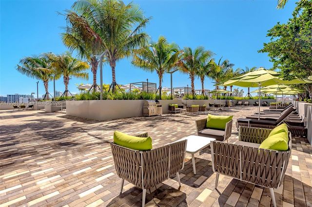 2960 NE 207 St 810, Aventura, FL 33180