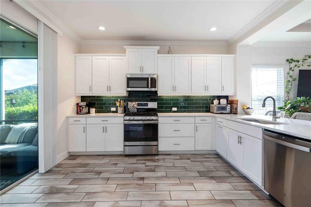 2669 STAR APPLE WAY, Sarasota, FL 34240
