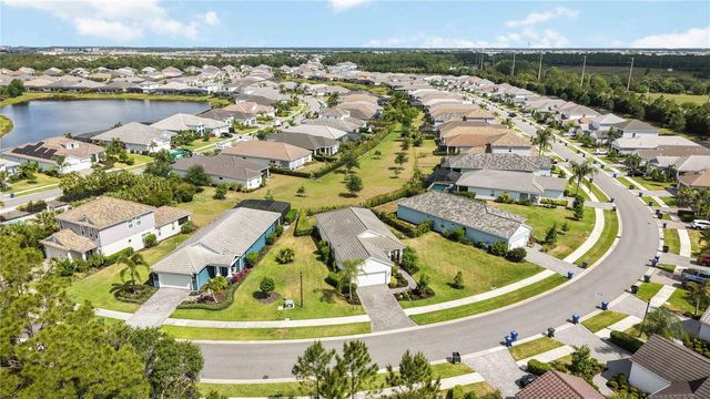 2669 STAR APPLE WAY, Sarasota, FL 34240
