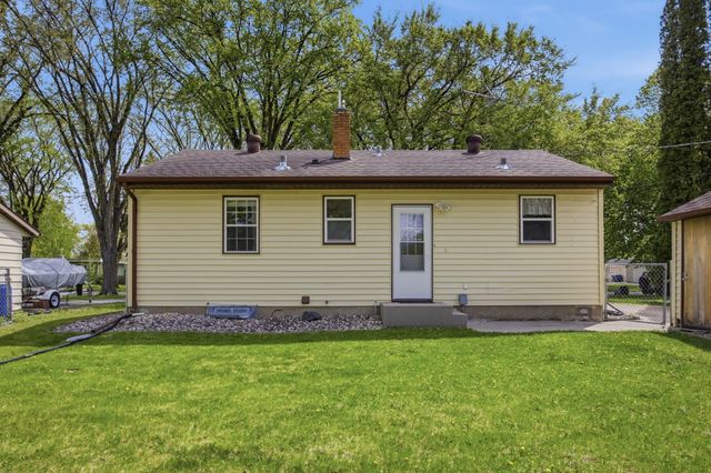 1219 12th Street S, Moorhead, MN 56560