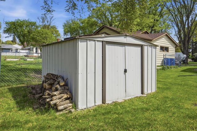 1219 12th Street S, Moorhead, MN 56560