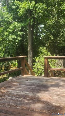 415 Springdale Ave, Colonial Heights, VA 23834