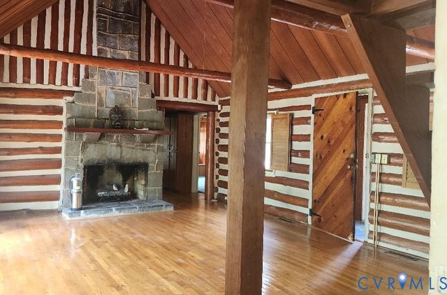 415 Springdale Ave, Colonial Heights, VA 23834