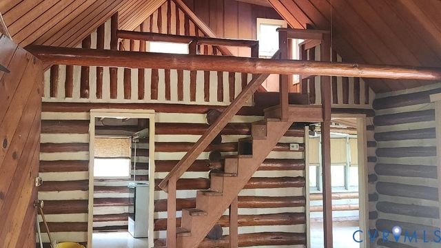 415 Springdale Ave, Colonial Heights, VA 23834