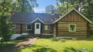 415 Springdale Ave, Colonial Heights, VA 23834