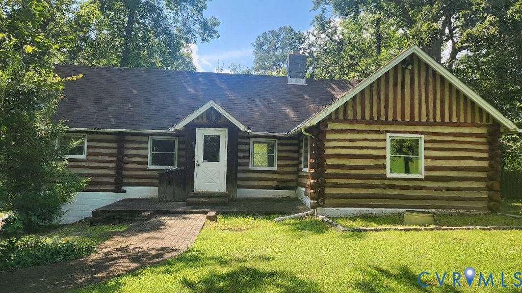 415 Springdale Ave, Colonial Heights, VA 23834