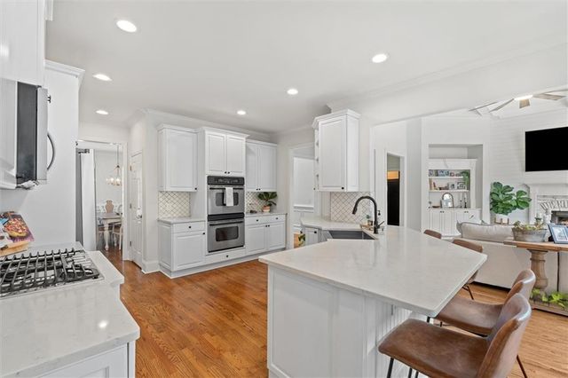 161 Oakwind Point, Acworth, GA 30101