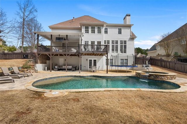 161 Oakwind Point, Acworth, GA 30101