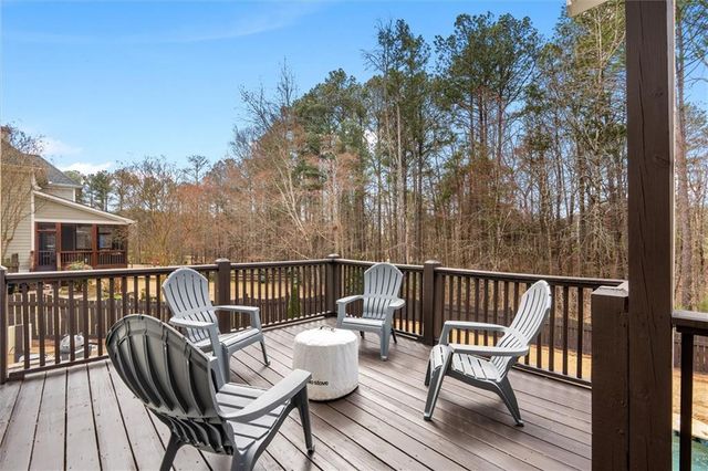 161 Oakwind Point, Acworth, GA 30101