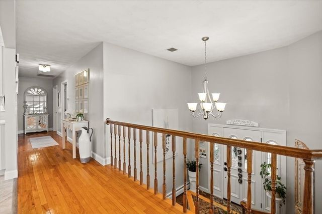 14 Nina St, New Bedford, MA 02744