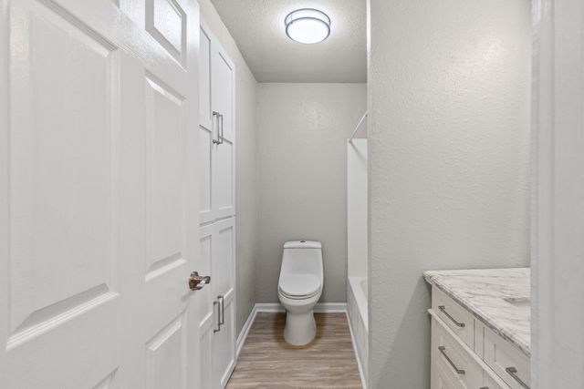 208 Lee Ivie Lane, Emory, TX 75440