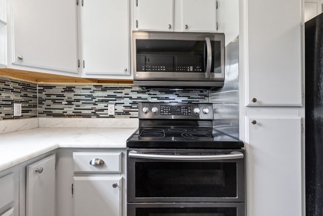 208 Lee Ivie Lane, Emory, TX 75440