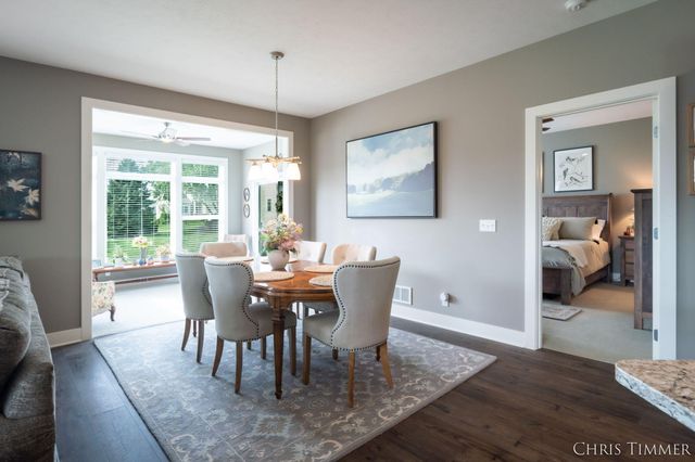 6597 Potters Wheel Drive SE, Caledonia, MI 49316